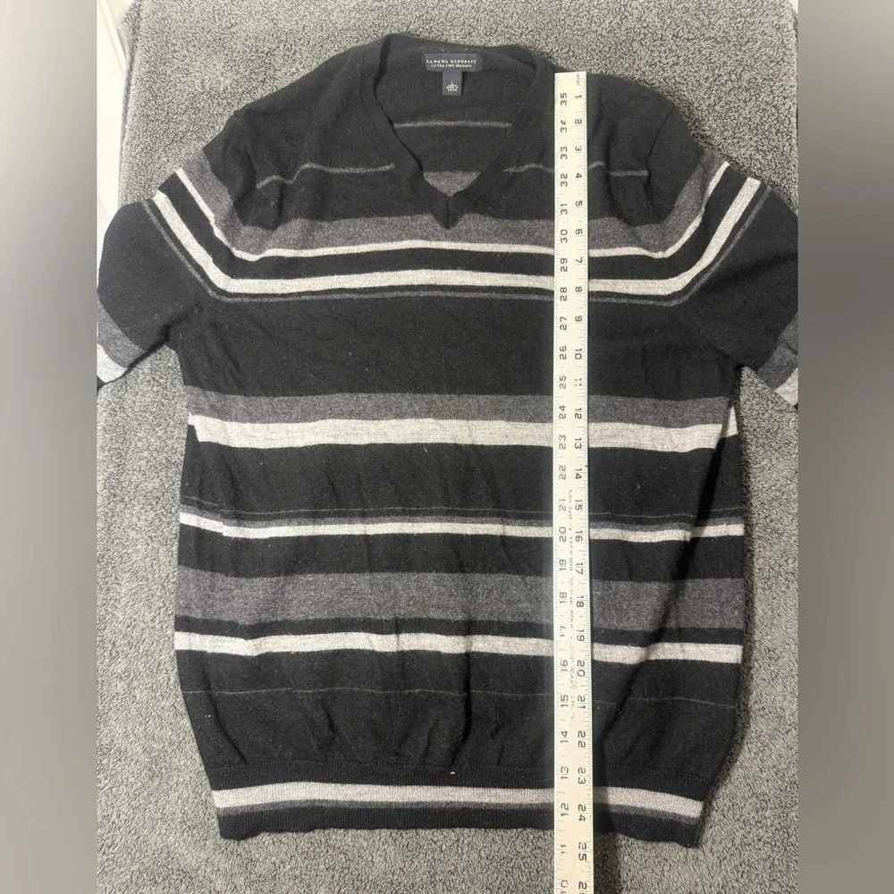 Banana Republic Men's V-Neck Merino Wool Sweater in Black and‎ Gray Stripes